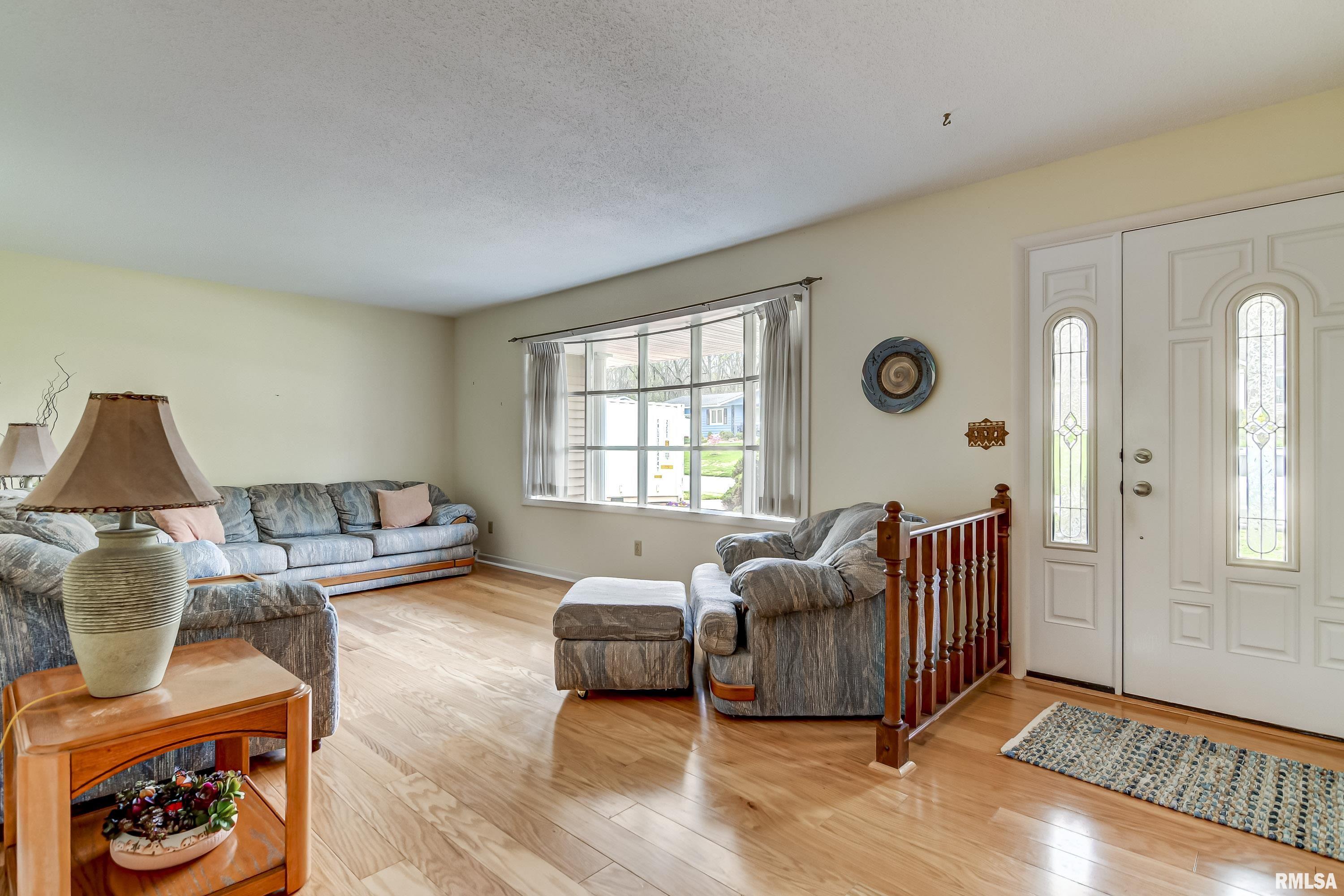 29 Woods Mill Road Sherman, IL 62684 - Photo 5 of 43 Gallery Image 5