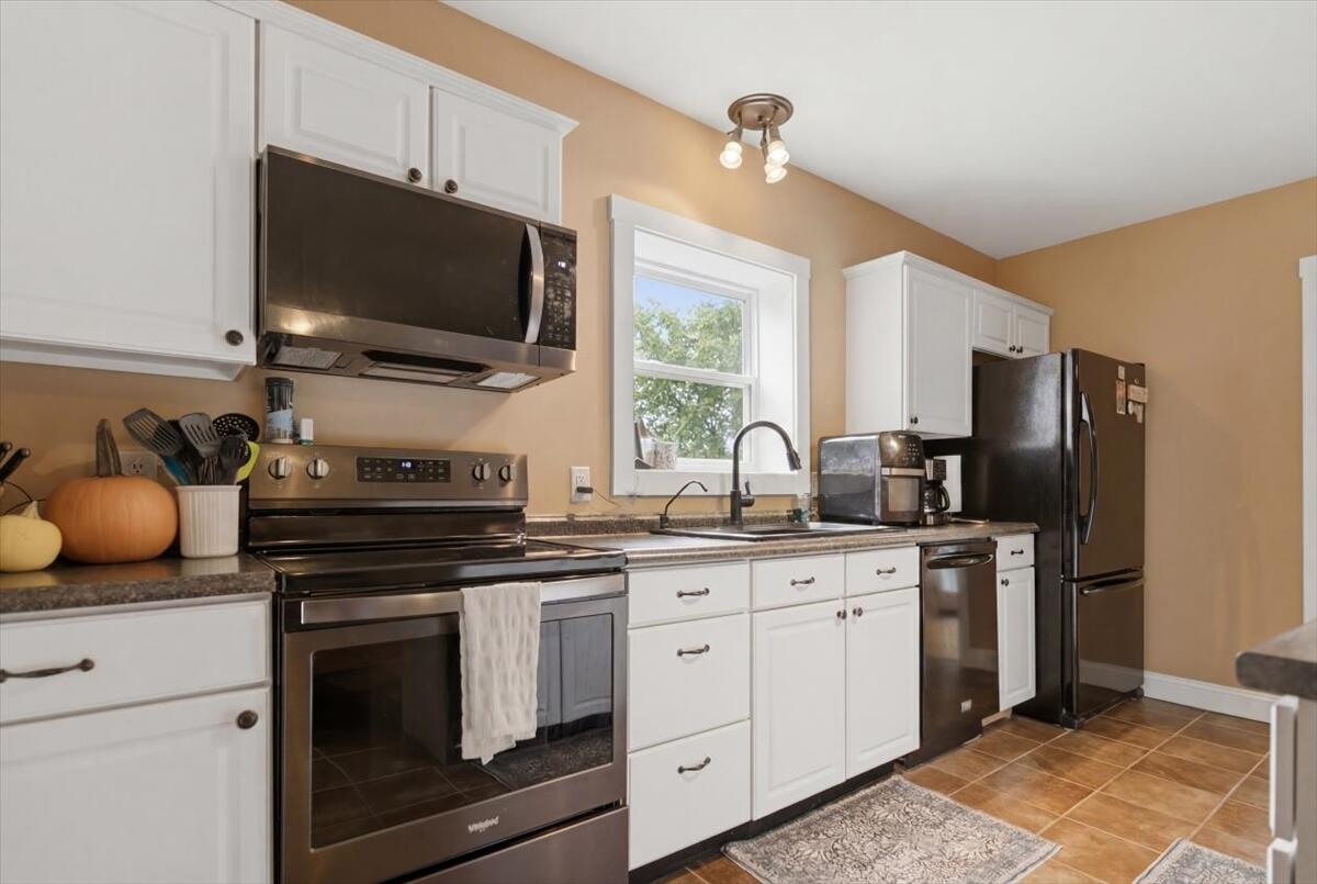 127 Dutton Road China, ME 04358 - Photo 22 of 67