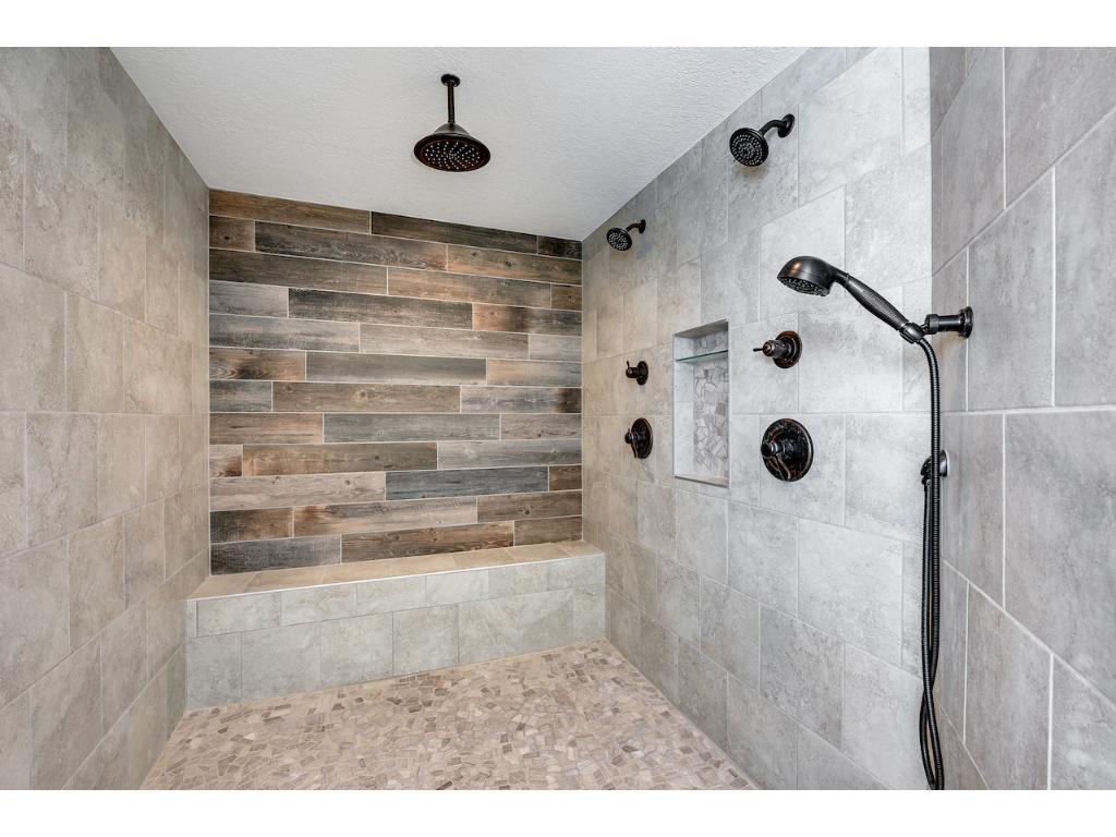1024 Vista Ridge Lane Shakopee, MN 55379 - Photo 12 of 20 Gallery Image 12