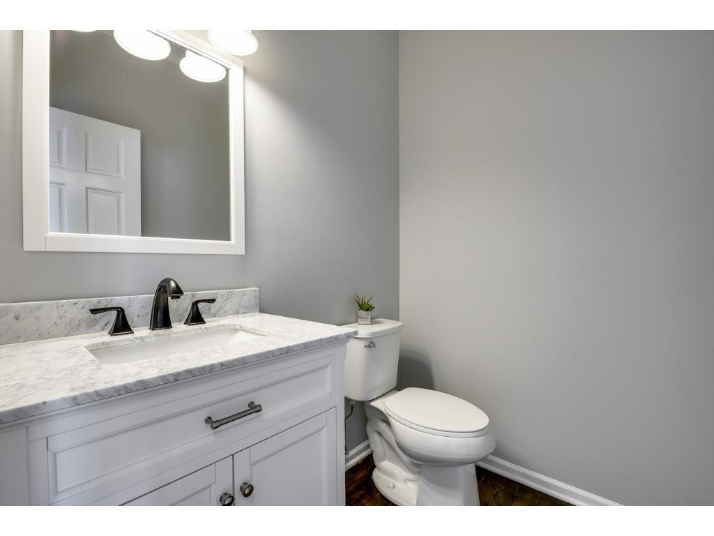 1024 Vista Ridge Lane Shakopee, MN 55379 - Photo 9 of 20 Gallery Image 9