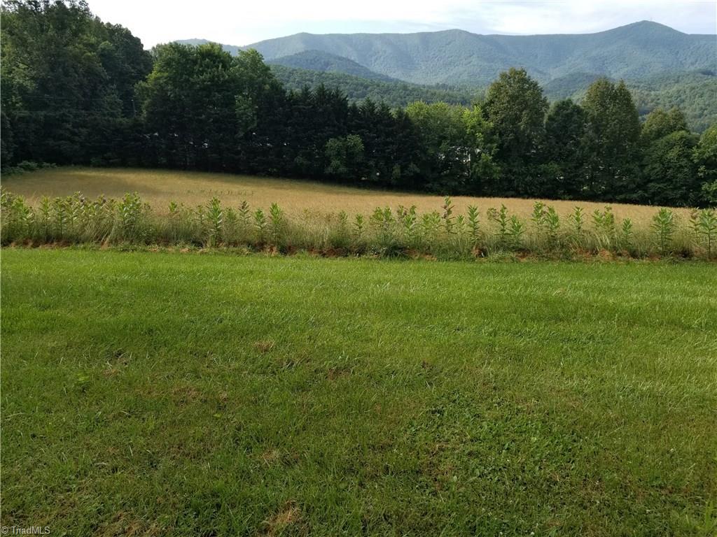 476 Crestview Road Stuart, VA 24171 - Photo 3 of 8