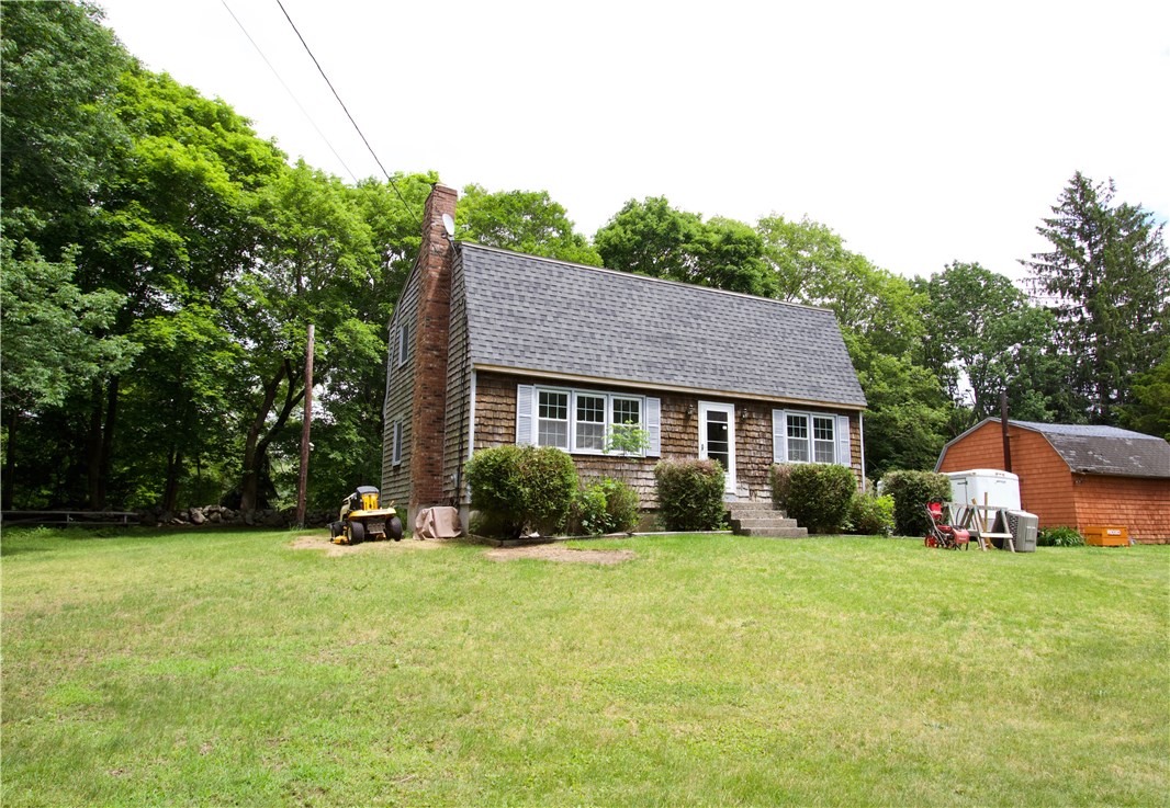 80 Canonchet Road Hopkinton, RI 02832 - Photo 2 of 15