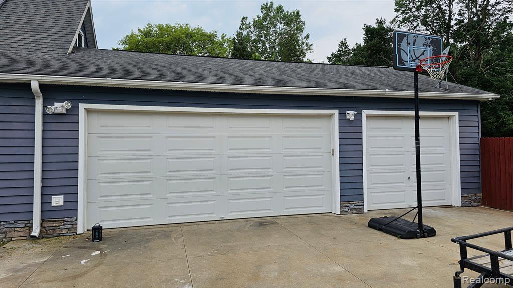 7460 Coldwater Road Flushing, MI 48433 - Photo 51 of 59