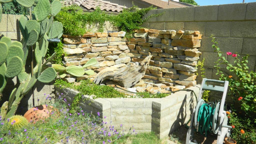 4336 East Hearn Road Phoenix, AZ 85032 - Photo 8 of 19 stacked stone water wall