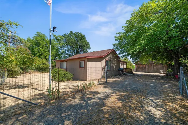 $229,900 | 6535 Placer Road, Igo, CA 96047