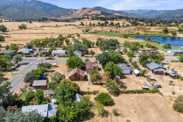 $229,900 | 6535 Placer Road, Igo, CA 96047