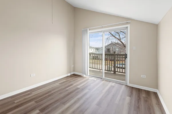 $2,650 | 3490 Willowview Court, Aurora, IL 60504