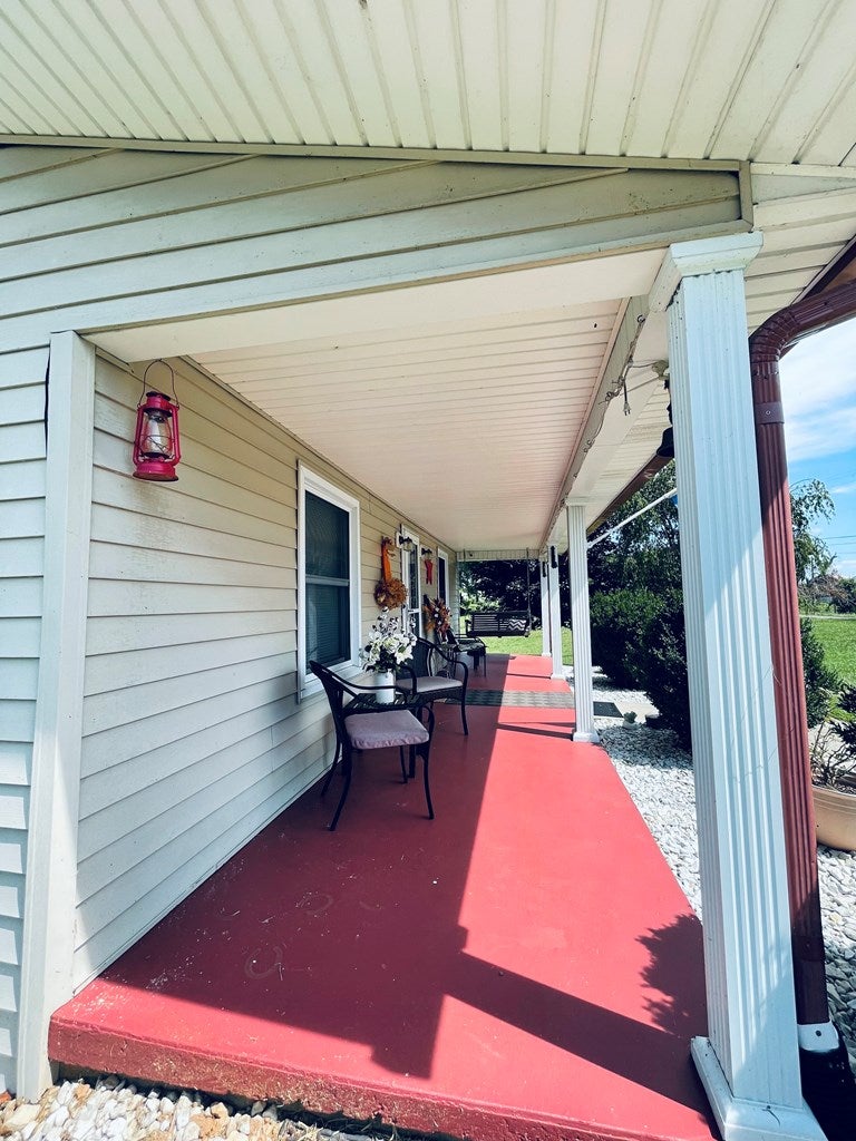 937 Hebron Road Galax, VA 24333 - Photo 15 of 26 Gallery Image 15
