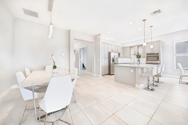 $989,000 | 15371 Green River Court, Delray Beach, FL 33446