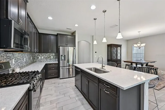 $449,900 | 7404 Futura Lane, Apollo Beach, FL 33572