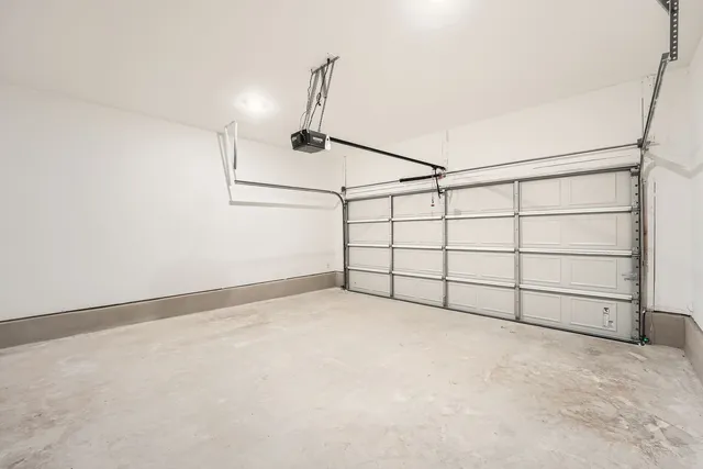 $2,250 | 14008 Ausarina Trace, Del Valle, TX 78617