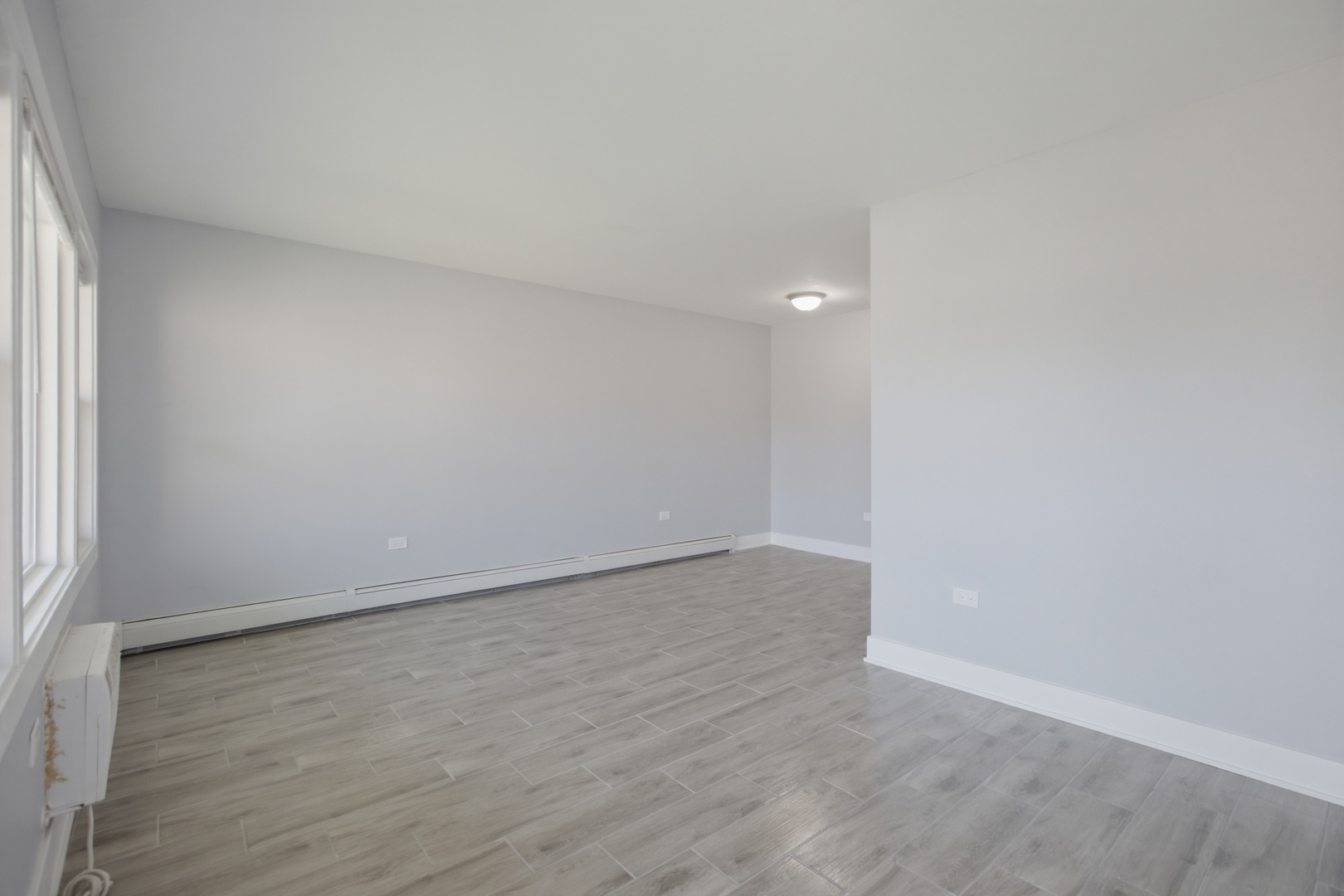 2537 East 83rd Street, Unit 1 Chicago, IL 60617 - Photo 3 of 11
