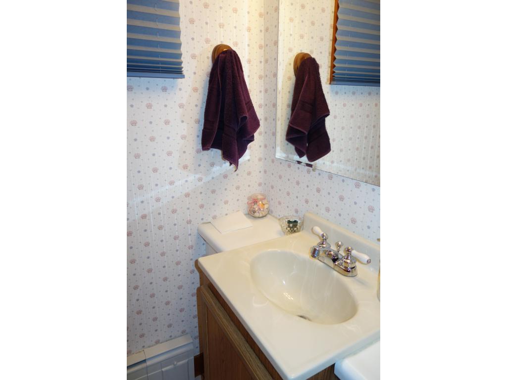 719 Roxbury Road Keene, NH 03431 - Photo 8 of 15