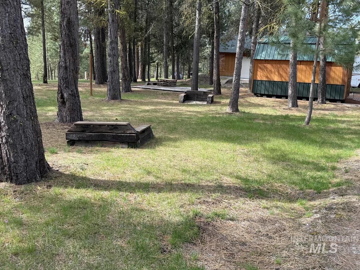 7 Carey Way Cascade, ID 83611 - Photo 27 of 43
