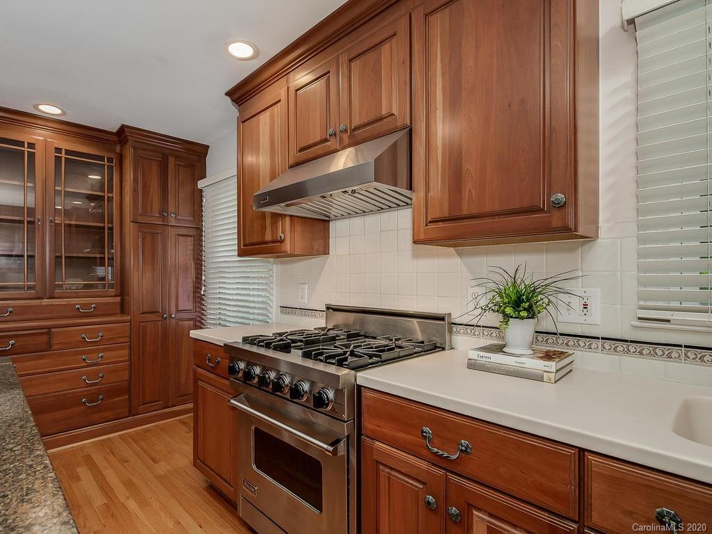 3723 Chevington Road Charlotte, NC 28226 - Photo 8 of 17 Gallery Image 8