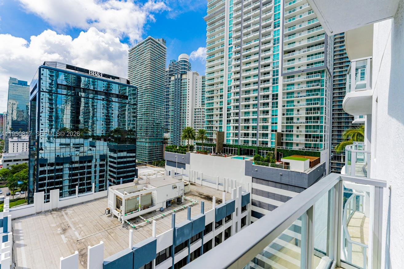 1060 Brickell Avenue, Unit 1507 Miami, FL 33131 - Photo 41 of 56
