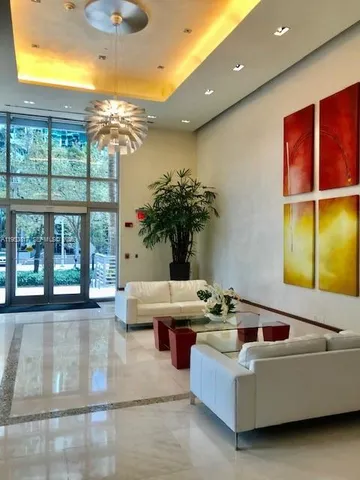 $4,395 | 1060 Brickell Avenue, Unit 1507, Miami, FL 33131