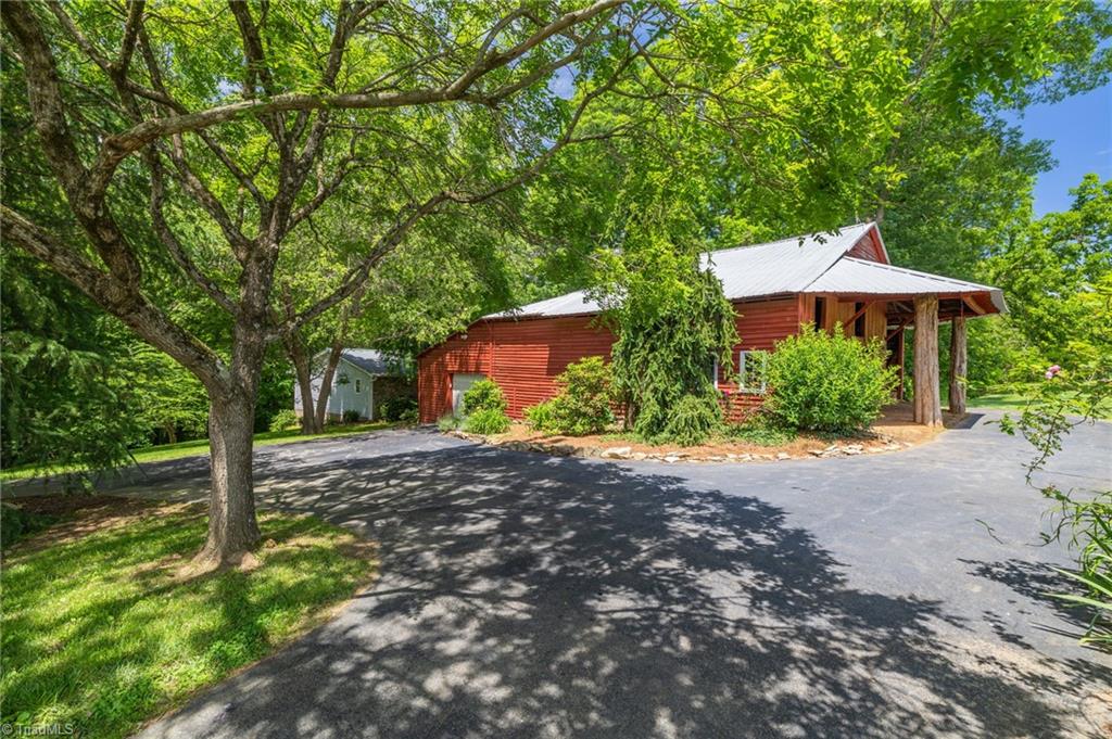 1134 Edwards Farm Road King, NC 27021 - Photo 33 of 50