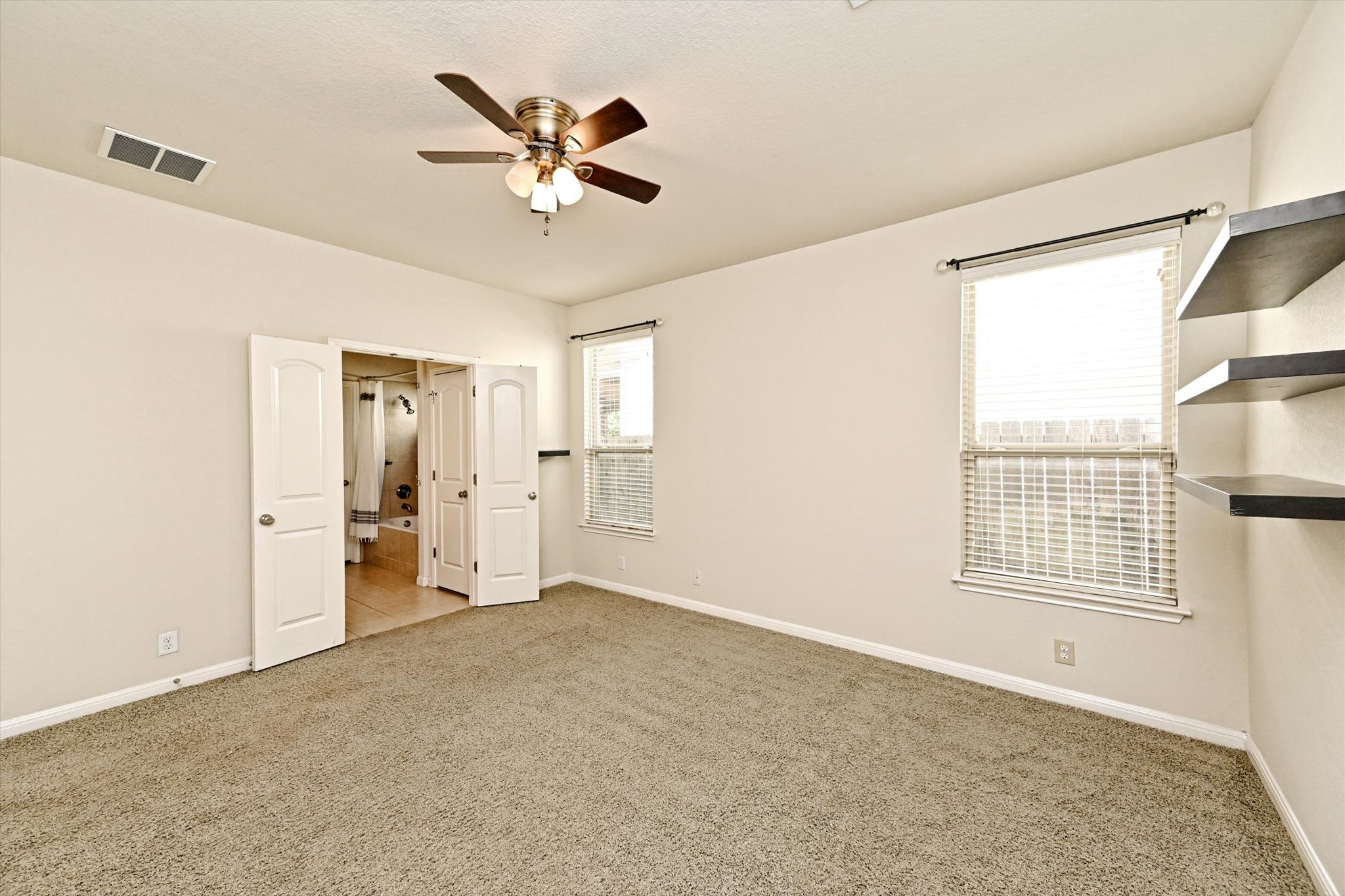 7337 Menchaca Road, Unit 32 Austin, TX 78745 - Photo 16 of 30 Gallery Image 16