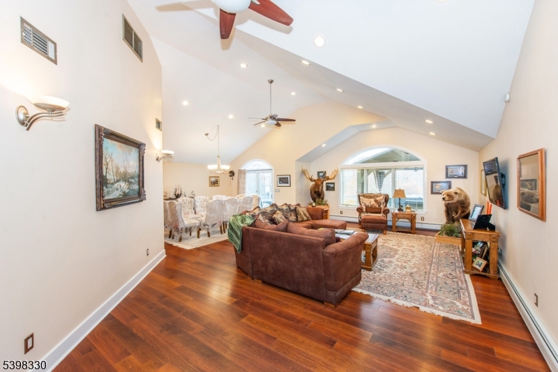 159 Kiel Avenue Butler, NJ 07405 - Photo 12 of 47