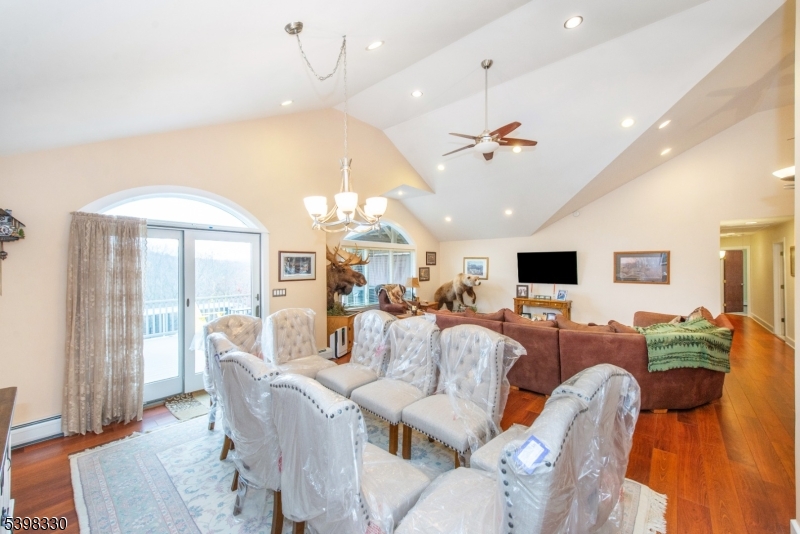 159 Kiel Avenue Butler, NJ 07405 - Photo 15 of 47