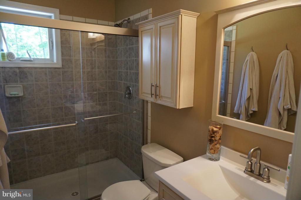 4900 Aldie Road Catharpin, VA 20143 - Photo 12 of 21 Interior (General)