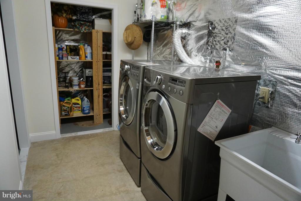 4900 Aldie Road Catharpin, VA 20143 - Photo 17 of 21 Interior (General)