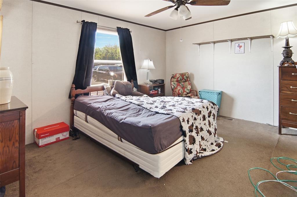 106 Choctaw Ridge Weatherford, TX 76085 - Photo 16 of 28 Gallery Image 16