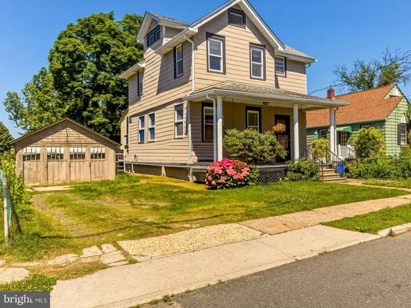 $309,900 | 231 Greenwood Avenue, Gloucester City, NJ 08030