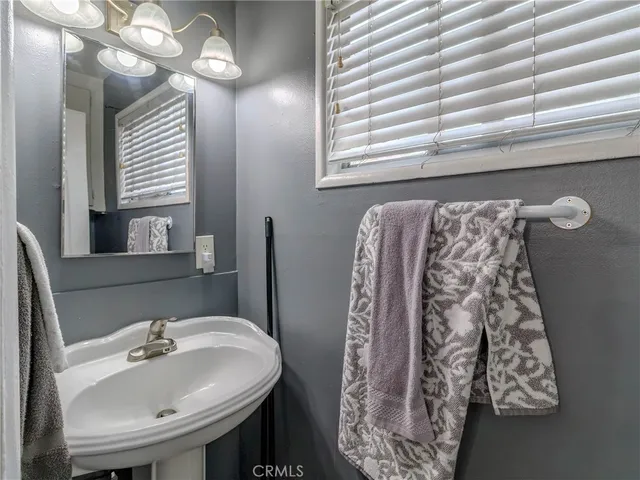 $1,085,000 | 2517 West Merle Place, Anaheim, CA 92804