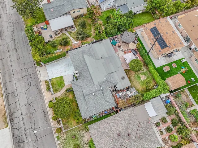 $1,085,000 | 2517 West Merle Place, Anaheim, CA 92804