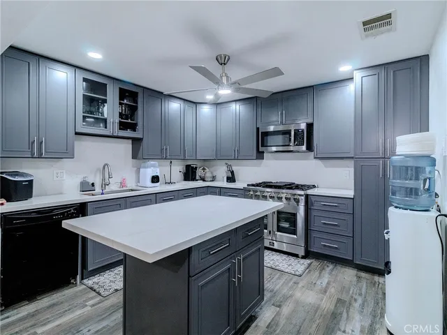 $1,085,000 | 2517 West Merle Place, Anaheim, CA 92804