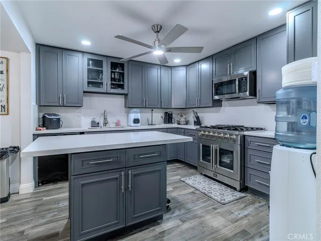 $1,085,000 | 2517 West Merle Place, Anaheim, CA 92804