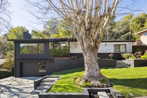 $3,150,000 | 321 North Almenar Drive, Greenbrae, CA 94904