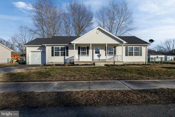 $344,900 | 121 Courtney Lane, Felton, DE 19943