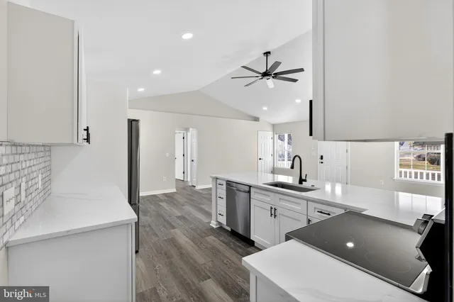 a view of utility room