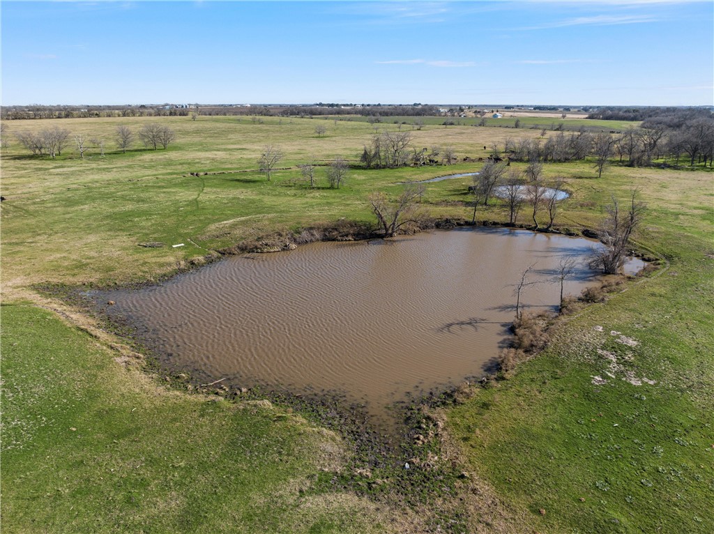 184 Cr 487 Road Lott, TX 76656 - Photo 3 of 9