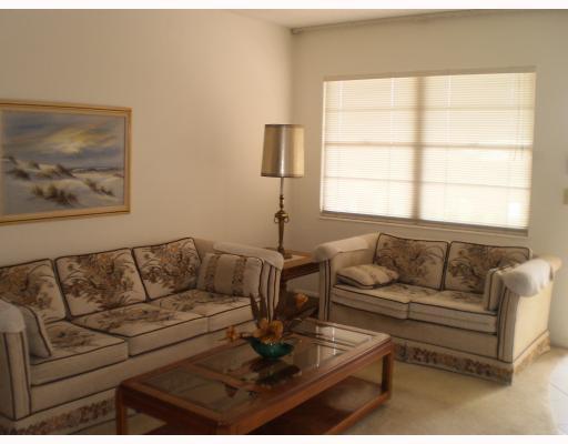 4022 Guildford East Boca Raton, FL 33434 - Photo 3 of 9 Additional Photo