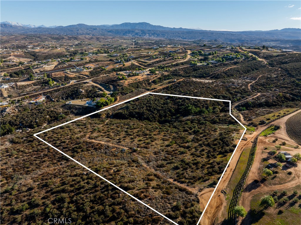 0 Vía Quito Temecula, CA 92592 - Photo 14 of 19 an aerial view of multiple houses