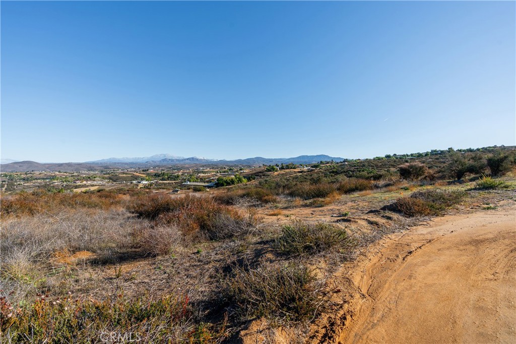 0 Vía Quito Temecula, CA 92592 - Photo 18 of 19 a view of lake and mountain