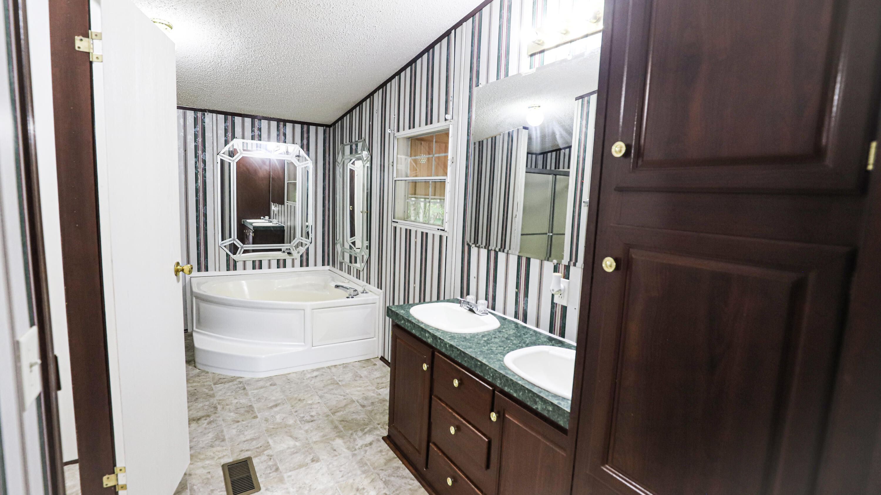 459 Holiness Church Road Wagener, SC 29164 - Photo 10 of 23 Gallery Image 10
