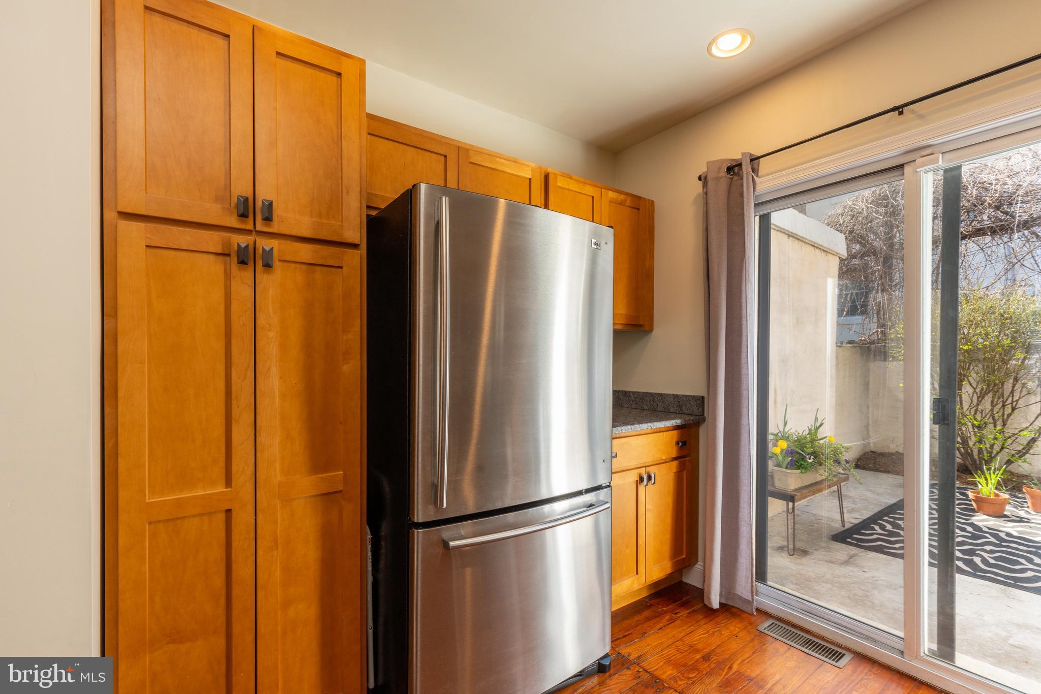 2346 Christian Street Philadelphia, PA 19146 - Photo 12 of 33