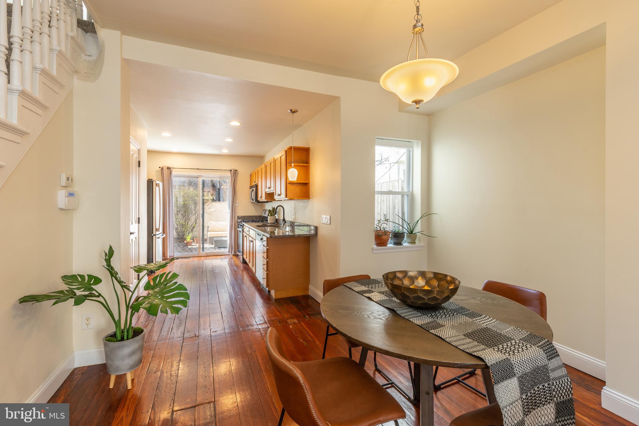 2346 Christian Street Philadelphia, PA 19146 - Photo 8 of 33