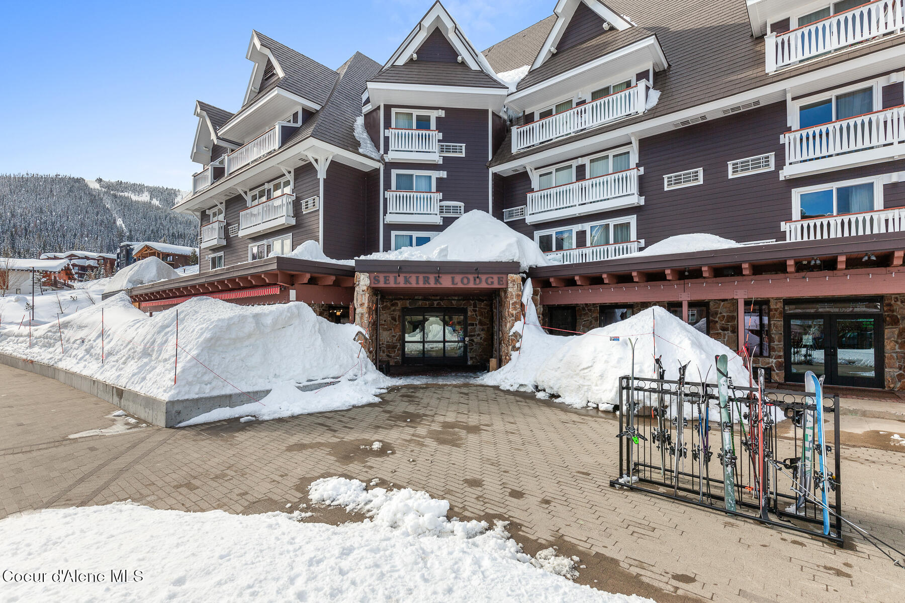 72 Great Escape Road, Unit 410412 Sandpoint, ID 83864 - Photo 1 of 24 Selkirk Lodge Entry