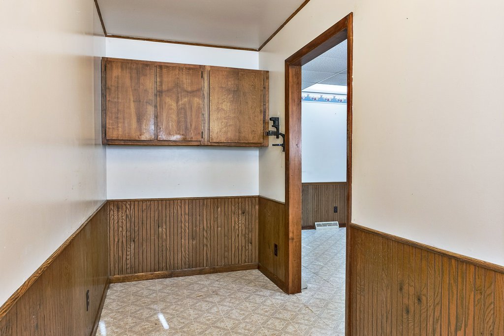 114 South Madison Street Saybrook, IL 61770 - Photo 28 of 31 a view of front door
