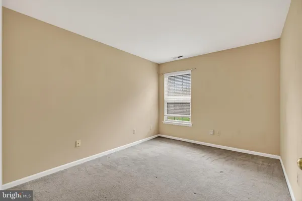 $2,570 | 4202 Waltham Court, Yardley, PA 19067