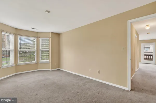$2,570 | 4202 Waltham Court, Yardley, PA 19067