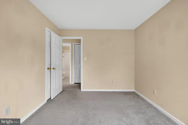 $2,570 | 4202 Waltham Court, Yardley, PA 19067