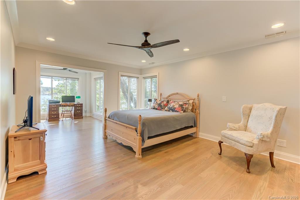 3034 Point Clear Drive Tega Cay, SC 29708 - Photo 31 of 48 Gallery Image 31
