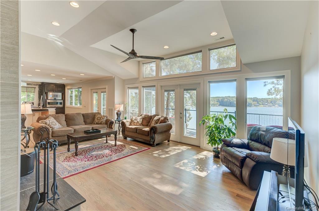 3034 Point Clear Drive Tega Cay, SC 29708 - Photo 5 of 48 Gallery Image 5